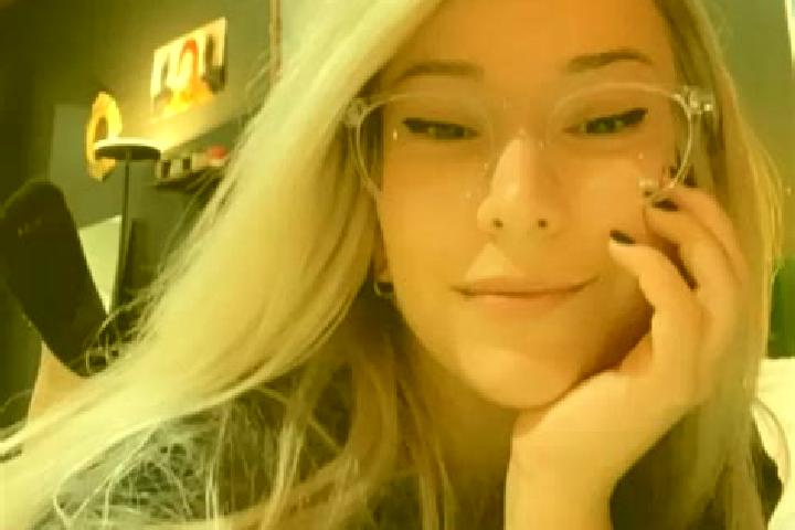 Sienna, 24, a blonde dark-eyed mediterranean companion based in Chengtang. Offering Tantra, Travel Companion, BDSM, CIM. Available for incall and outcall, ov...