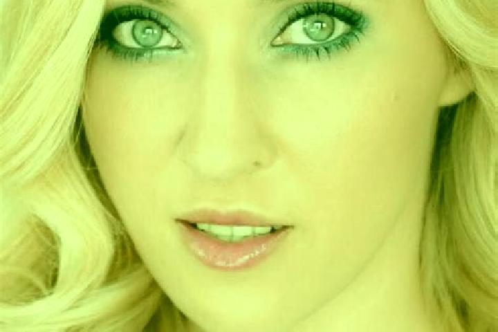 Sienna, 24, a blonde green-eyed caucasian companion based in Garhshankar. Offering BDSM, Domination, Erotic Massage. Available for incall and outcall, overni...