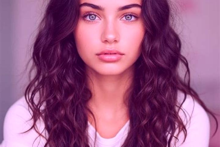 Sienna, 24, a brunette amber-eyed mediterranean companion based in Fusheng. Offering Erotic Massage, Prostate Massage. Available for incall and outcall, over...