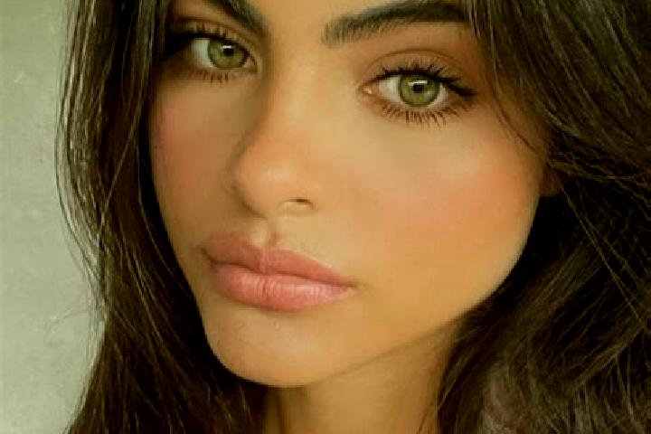 Sienna, 24, a brunette brown-eyed middle eastern companion based in Borgo Carso. Offering GFE, Dinner Date, Tantra, CIM. Available for incall and outcall, ov...