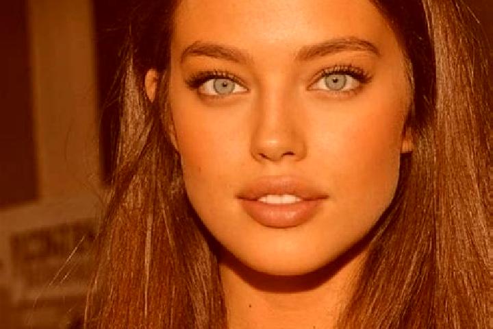 Sienna, 24, a chestnut grey-eyed mediterranean companion based in Naucalpan de Juarez. Offering Party Girl, A-Level, Massage. Available for incall and outcal...