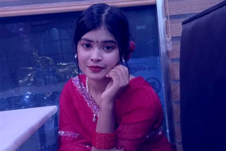 Sienna, 24 — Escort in Joypur Hat, Bangladesh