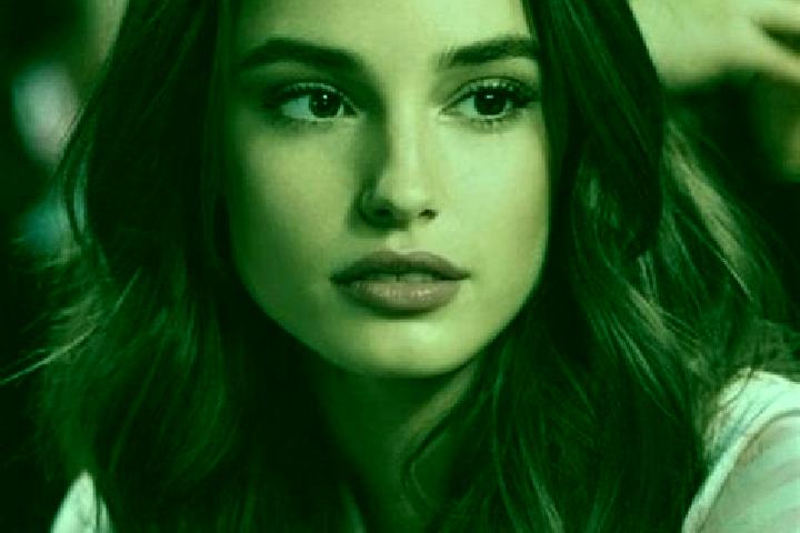 Sienna, 25, a brunette brown-eyed middle eastern companion based in Cowarts. Offering Roleplay, Prostate Massage, Party Girl, Girlfriend Experience, Deep Fre...