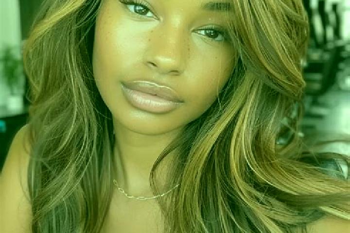 Sienna, 25, a dark blonde brown-eyed mixed companion based in Salter Point. Offering Couples, Tantra, Fetish, A-Level, Domination. Available for incall and o...