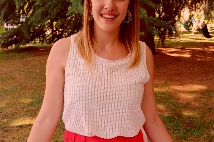 Sienna, 25, a red green-eyed latina companion based in San Martino Alfieri. Offering Domination, Travel Companion, Dinner Date, Duos. Available for incall an...