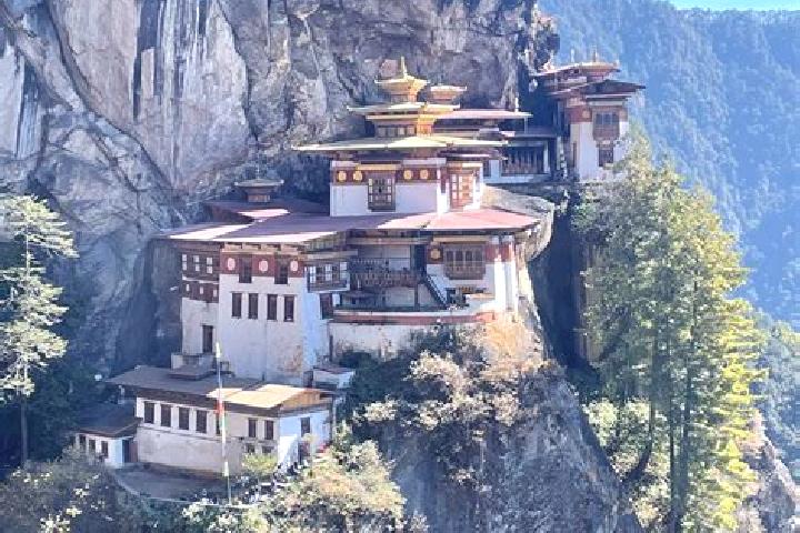 Sienna, 25 — Escort in Mebisa, Bhutan