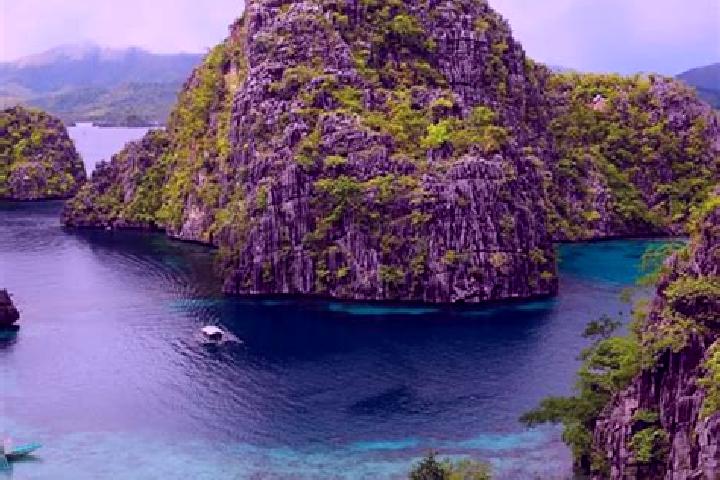 Sienna, 25 — Escort in Tomingad, Philippines