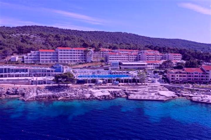 Sienna, 25 — Escort in Veli Losinj, Croatia