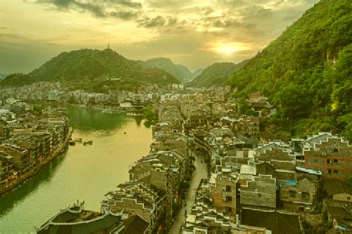 Sienna, 25 — Escort in Zhenyuan, China