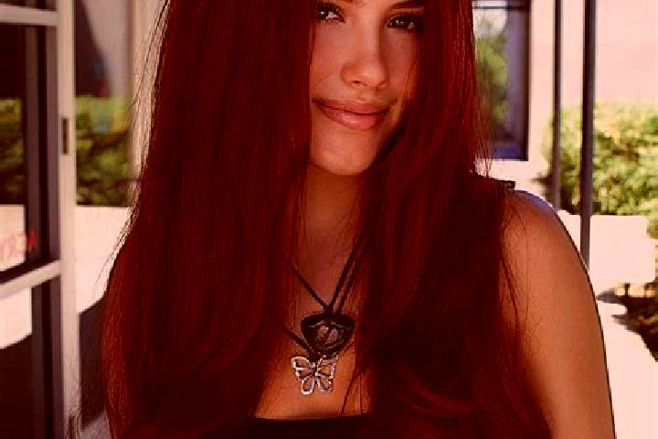 Sienna, 26, a auburn dark-eyed latina companion based in Bouessay. Offering CIM, OWO, A-Level, Overnight, Domination. Available for incall and outcall, overn...