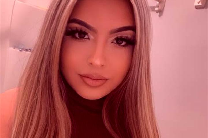 Sienna, 26, a blonde grey-eyed latina companion based in Geronimo. Offering 69, Prostate Massage, Domination. Available for incall and outcall, day and eveni...