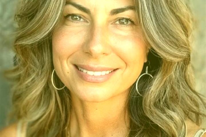 Sienna, 26, a brunette grey-eyed middle eastern companion based in St Kilda West. Offering 69, OWO, Couples, Duos. Available for incall and outcall, overnigh...