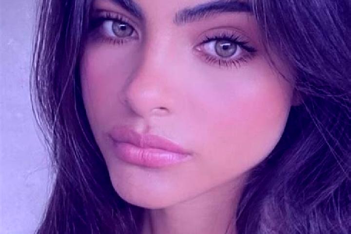Sienna, 26, a brunette hazel-eyed caribbean companion based in Albalatillo. Offering Overnight, CIM, BDSM, Massage, Domination. Available for incall and outc...