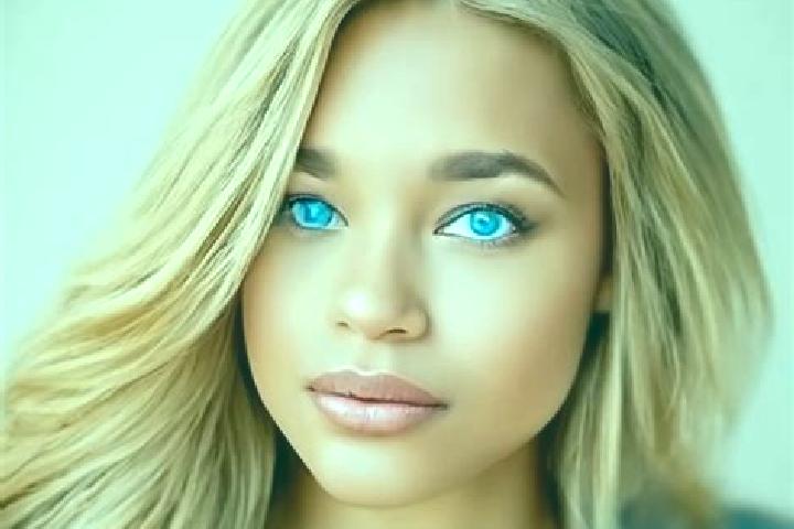 Sienna, 26, a dark blonde blue-eyed latina companion based in Sholakkorgan. Offering Party Girl, 69, CIM. Available for incall and outcall, day and evening d...