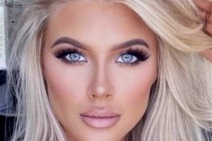 Sienna, 26, a platinum blonde brown-eyed ebony companion based in Sochi. Offering Tantra, GFE, Striptease, 69. Available for incall and outcall, day and even...