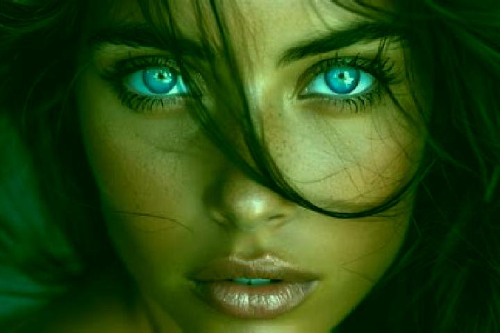Sienna, 26, a red blue-eyed middle eastern companion based in MacPherson. Offering GFE, BDSM, Roleplay, 69. Available for incall and outcall, day and evening...