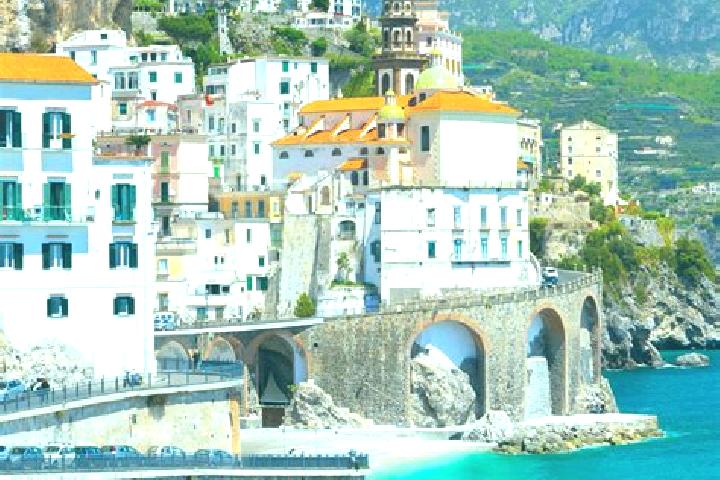 Sienna, 26 — Escort in Casa Rocco d Amato, Italy