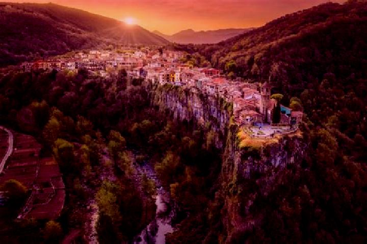 Sienna, 26 — Escort in Castellfollit de la Roca, Spain