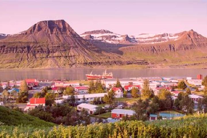 Sienna, 26 — Escort in Egilsstadir, Iceland