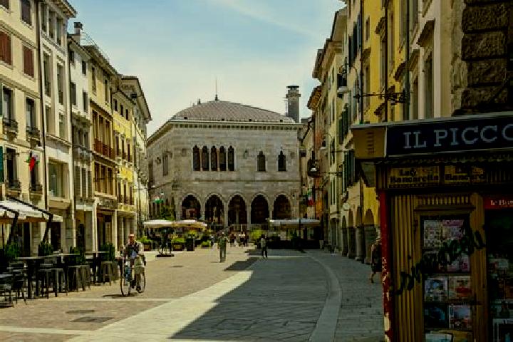 Sienna, 26 — Escort in Mercato Vecchio, Italy