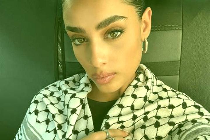 Sienna, 26 — Escort in Zeyne, Turkey