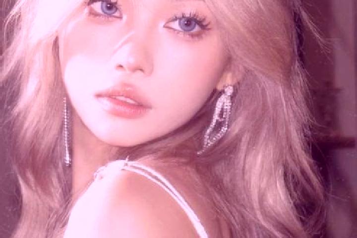 Sienna, 27, a blonde brown-eyed asian companion based in Karakuyu. Offering Roleplay, Girlfriend Experience, BDSM, A-Level. Available for incall and outcall,...