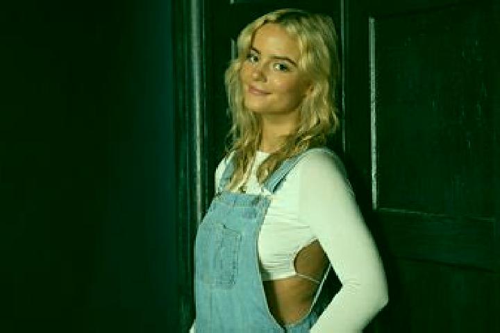 Sienna, 27, a blonde brown-eyed caribbean companion based in Gorle. Offering Striptease, Deep French Kissing, Dinner Date, Party Girl, Travel Companion. Avai...