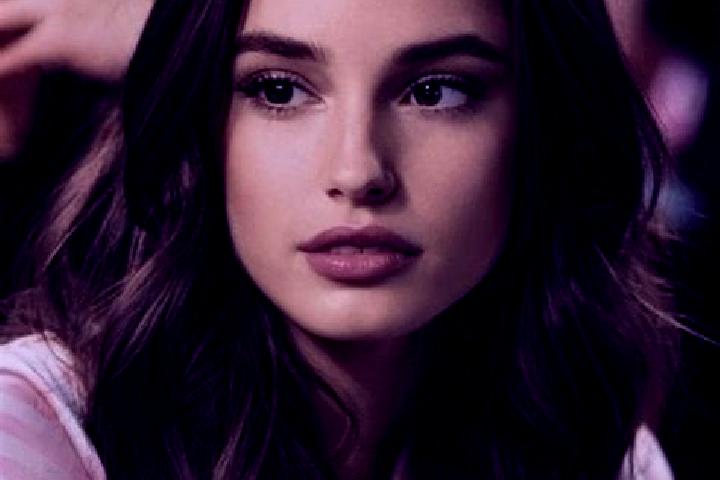 Sienna, 27, a brunette brown-eyed asian companion based in Wolpinghausen. Offering BDSM, Tantra, Roleplay, A-Level, Massage. Available for incall and outcall...
