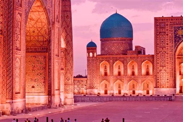 Sienna, 27 — Escort in Buloqboshi, Uzbekistan