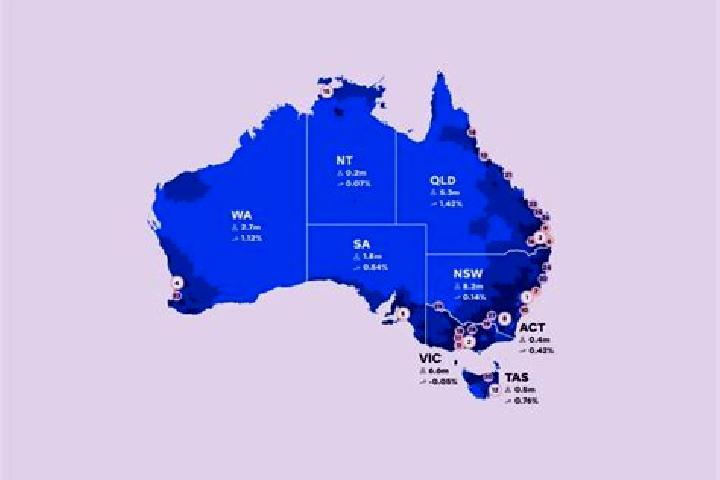 Sienna, 27 — Escort in Carnegie, Australia
