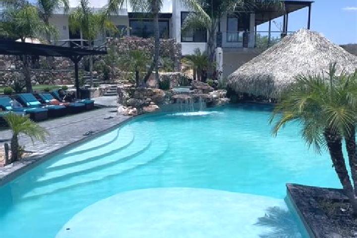 Sienna, 27 — Escort in Momax, Mexico