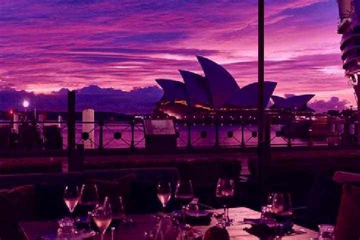Sienna, 27 — Escort in Ocean View, Australia