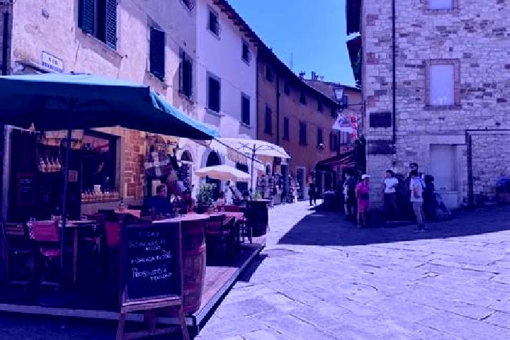 Sienna, 27 — Escort in Strada in Chianti, Italy