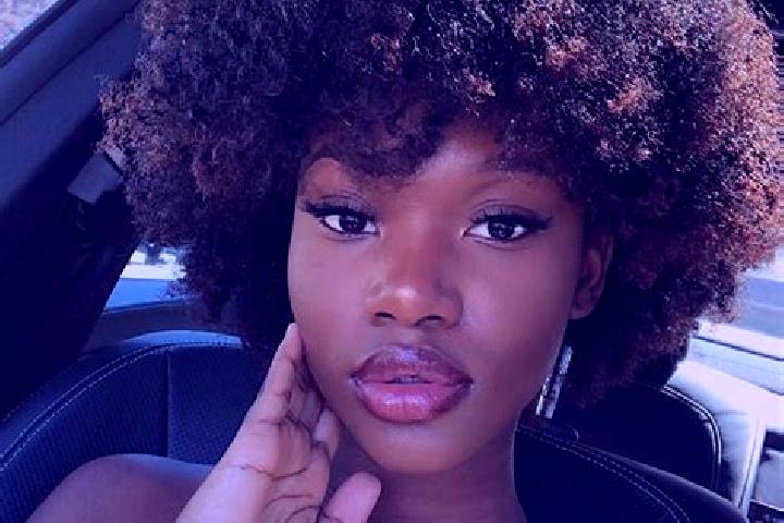 Sienna, 28, a black dark-eyed ebony companion based in Konstantinovsk. Offering Dinner Date, Fetish, GFE. Available for incall and outcall, overnight booking...