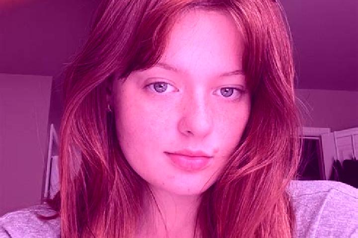 Sienna, 28, a dark blonde amber-eyed ebony companion based in St. Jean-Pla-de-Corts. Offering CIM, GFE. Available for incall and outcall, day and evening dates.