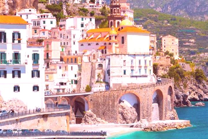Sienna, 28 — Escort in Bogliasco, Italy