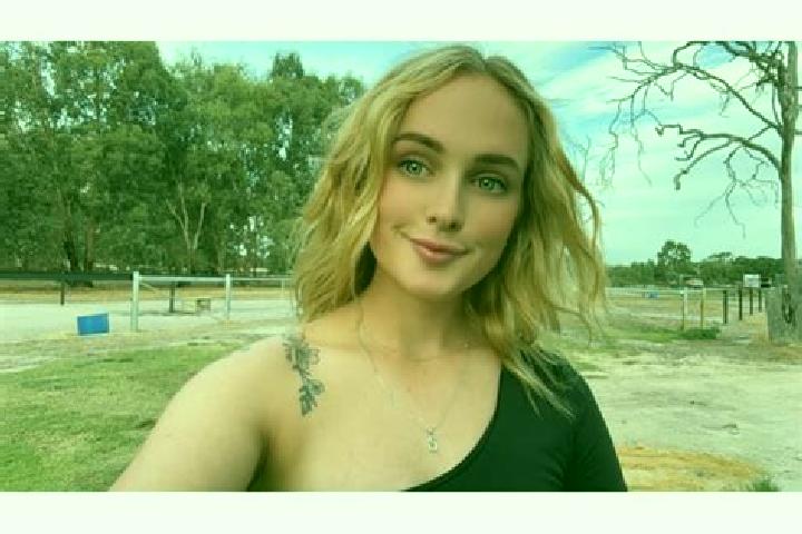 Sienna, 28 — Escort in Cockburn Central, Australia