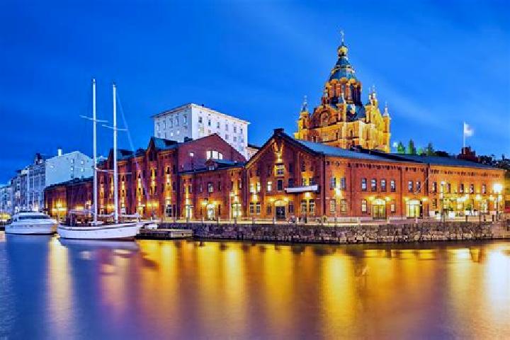 Sienna, 28 — Escort in Haemevaara, Finland