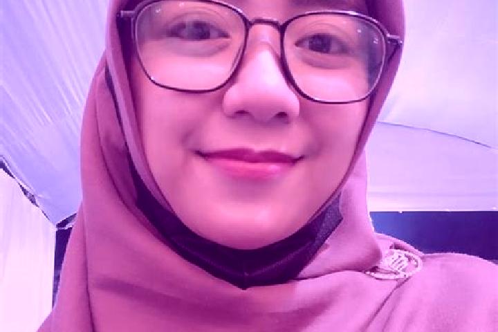 Sienna, 28 — Escort in Wates, Indonesia