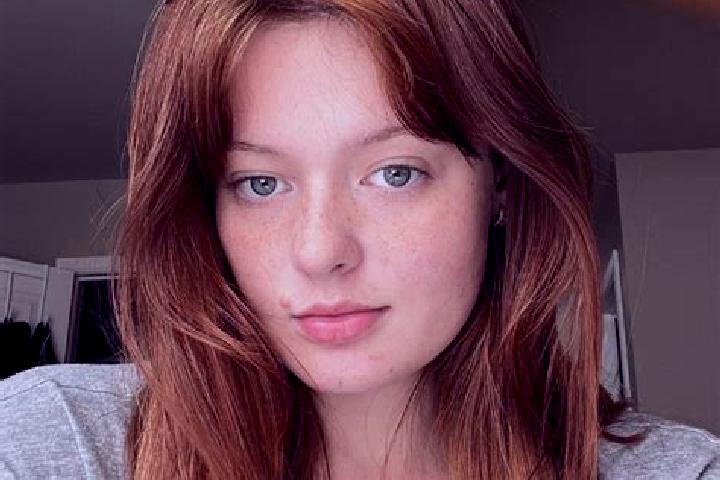 Sienna, 29, a auburn grey-eyed ebony companion based in Tulin. Offering OWO, Overnight, Couples. Available for incall and outcall, day and evening dates.