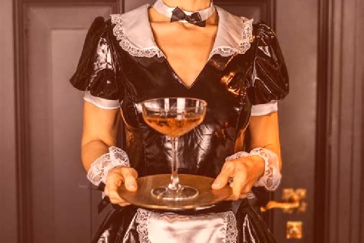 Sienna, 29, a black grey-eyed caucasian companion based in Carlazzo. Offering Travel Companion, Couples, Erotic Massage, Striptease, Party Girl. Available fo...