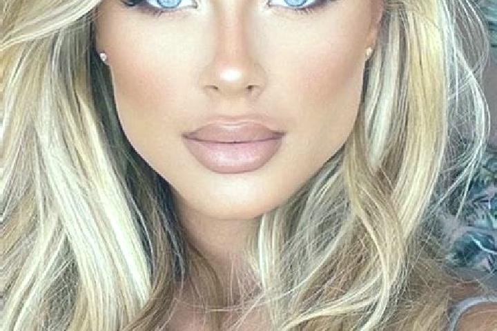 Sienna, 29, a blonde hazel-eyed latina companion based in Bissikrima. Offering Overnight, Fetish, 69, Tantra. Available for incall and outcall, overnight boo...