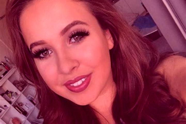 Sienna, 29, a brunette grey-eyed european companion based in Vysokiy Mys. Offering CIM, BDSM, Deep French Kissing, Fetish. Available for incall and outcall, ...