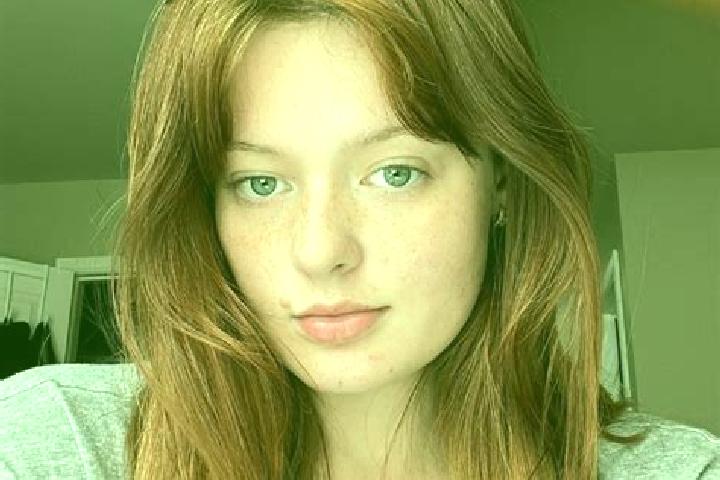 Sienna, 29, a chestnut grey-eyed european companion based in Ihiala. Offering Dinner Date, BDSM, Travel Companion, Party Girl, Erotic Massage. Available for ...