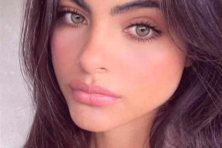 Sienna, 29, a red dark-eyed indian companion based in Markopil. Offering Domination, Striptease, GFE. Available for incall and outcall, overnight bookings av...