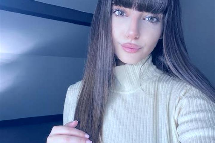 Sienna, 29 — Escort in Darani-ye Olya, Iran
