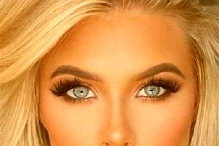 Sienna, 30, a blonde amber-eyed caucasian companion based in Candelaria Arenas. Offering Massage, Dinner Date, Striptease. Available for incall and outcall, ...