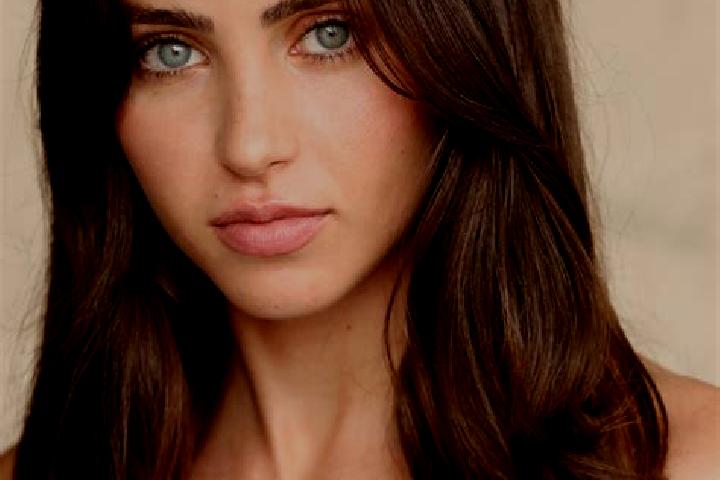 Sienna, 30, a brunette brown-eyed slavic companion based in Yorito. Offering 69, Striptease, Domination, BDSM. Available for incall and outcall, overnight bo...
