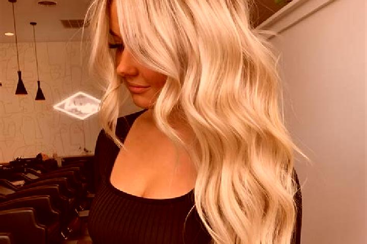 Sienna, 30, a platinum blonde amber-eyed asian companion based in Pasirmalang. Offering Couples, Party Girl, A-Level, Striptease. Available for incall and ou...