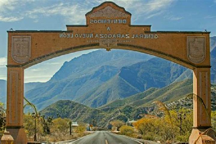 Sienna, 30 — Escort in Alcholoya (El Salto de Alcholoya), Mexico